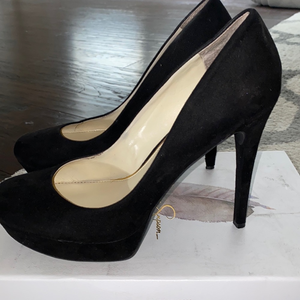 Jessica Simpson Black Suede Pumps